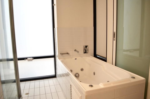 APTonNorthTCE - Hotel QLD 15