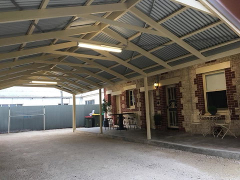 Two Cow Cottage Bed & Breakfast - Hotel QLD 7