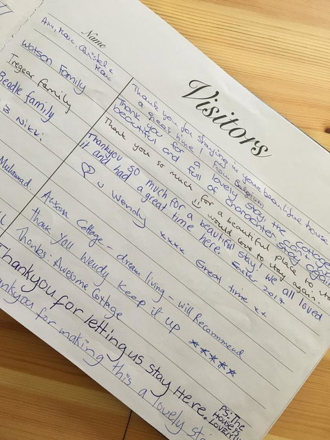 Two Cow Cottage Bed & Breakfast - Hotel QLD 3