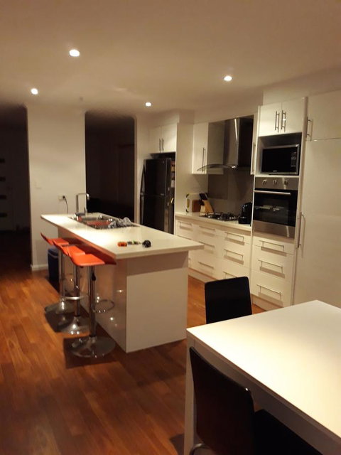 Home On Torrens - Hotel QLD 2