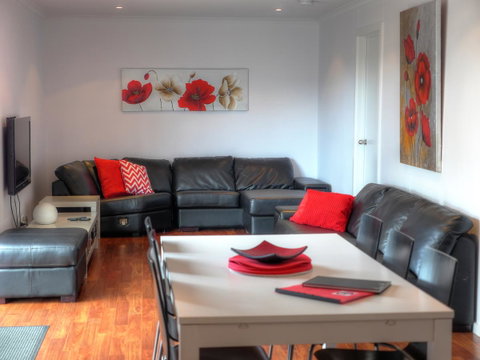 Home On Torrens - Hotel QLD 24