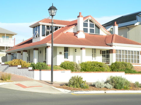 Brighton Beach House - Hotel QLD 5