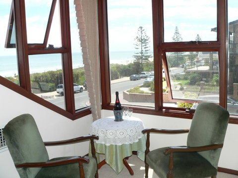 Brighton Beach House - Hotel QLD 4
