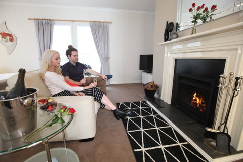 Wine And Roses Bed And Breakfast - Hotel QLD 8