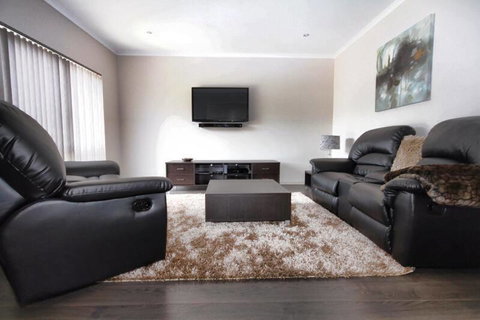 Casavino Luxury Villa - Hotel QLD 18