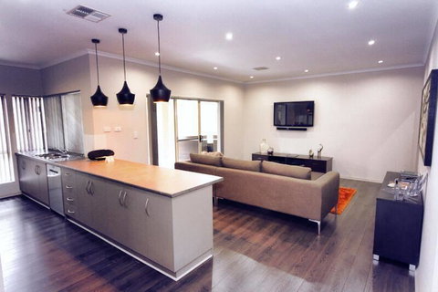 Casavino Luxury Villa - Hotel QLD 35