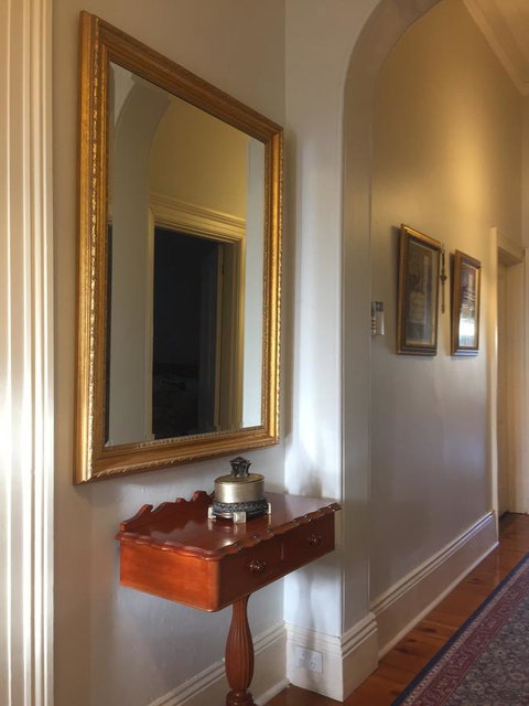 8 Osborne - Hotel QLD 4
