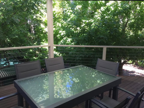 8 Osborne - Hotel QLD 18