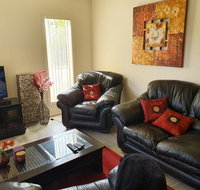 Explore Adelaide Gawler the Barossa and Clare Valleys all-in-one - Hotel QLD