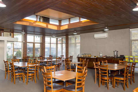Bathurst Motor Inn - Hotel QLD 27