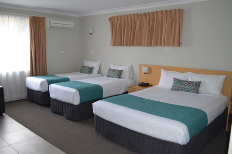 Bathurst Motor Inn - Hotel QLD 8