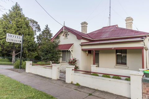 Bathurst Motor Inn - Hotel QLD 30