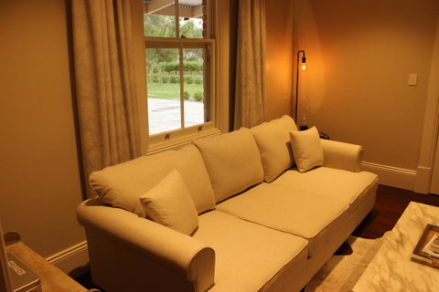 OXENBERRY FARM - Hotel QLD 8