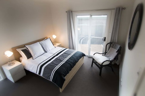 Villa Serra - Hotel QLD 6