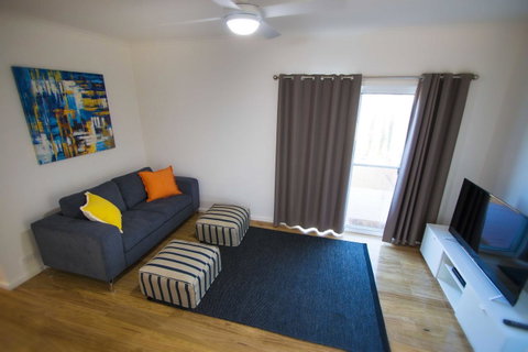 Villa Serra - Hotel QLD 4
