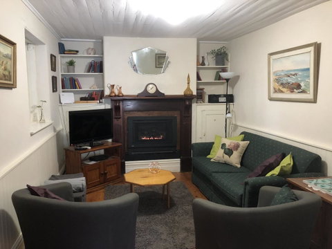 Goolwa Marinerâ€™s Cottage - Free Wifi And Pet Friendly - Centrally Located In Historic Region - Hotel QLD 7