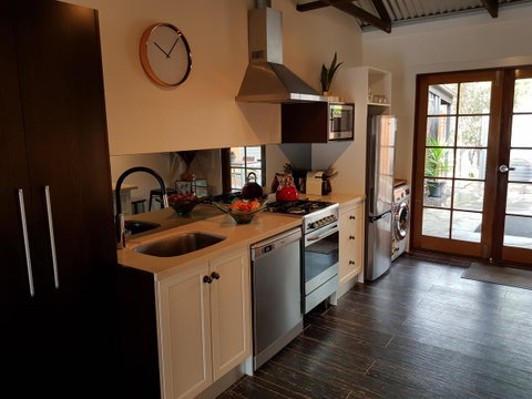 Irongate Studio B&B - Hotel QLD 5