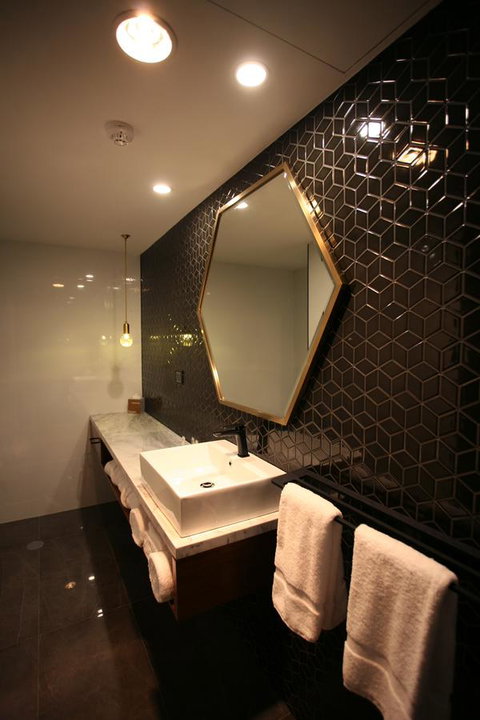Ellen Hotel - Hotel QLD 25