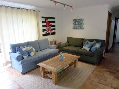 A2@Port Willy - Hotel QLD 15