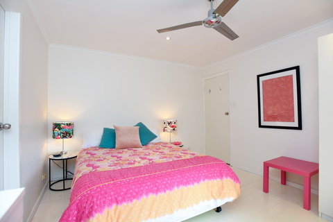 Red Door - Hotel QLD 9