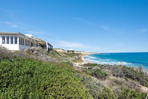 Red Door - Hotel QLD 17