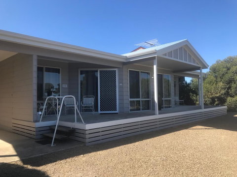Island Break - Hotel QLD 0
