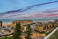 Glenelg Skyline Beachfront Penthouse Adelaide