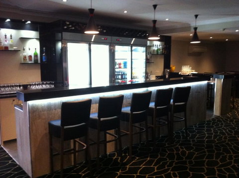 Cattlemans Country Motor Inn & Serviced Apartments - Hotel QLD 1