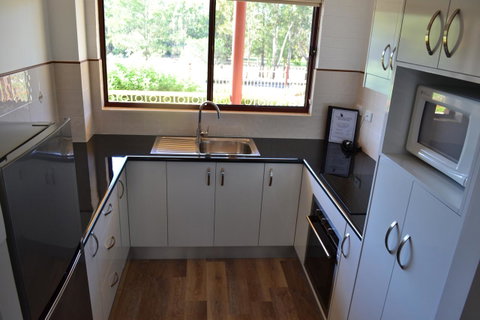 Cattlemans Country Motor Inn & Serviced Apartments - Hotel QLD 40