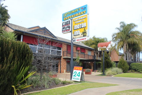 Cattlemans Country Motor Inn & Serviced Apartments - Hotel QLD 2