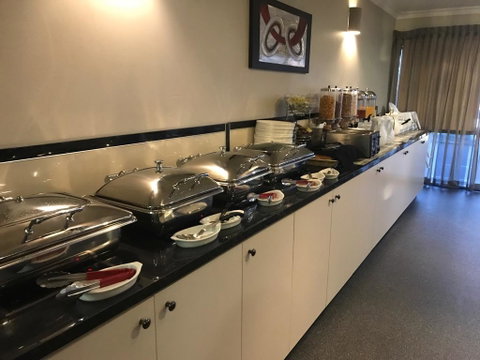 Cattlemans Country Motor Inn & Serviced Apartments - Hotel QLD 5