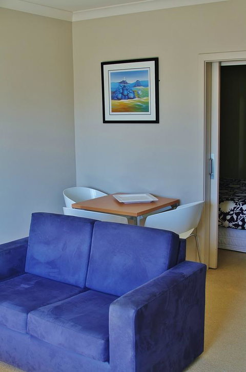 Pier Number 10 - Hotel QLD 12