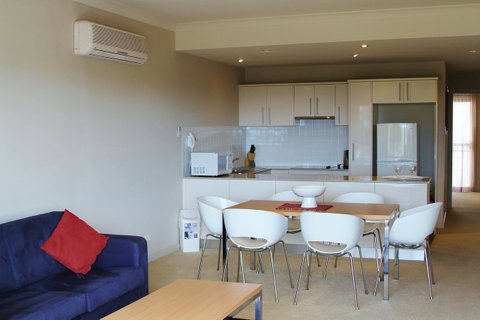 Pier Number 10 - Hotel QLD 3