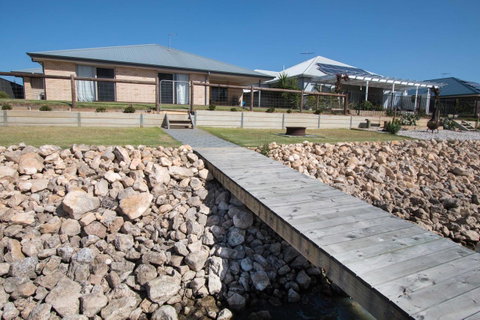 Waterfront On Jefferson, At Wellington Marina, SA - Hotel QLD 19
