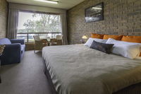 Book Mannum Accommodation Vacations Hotel QLD Hotel QLD