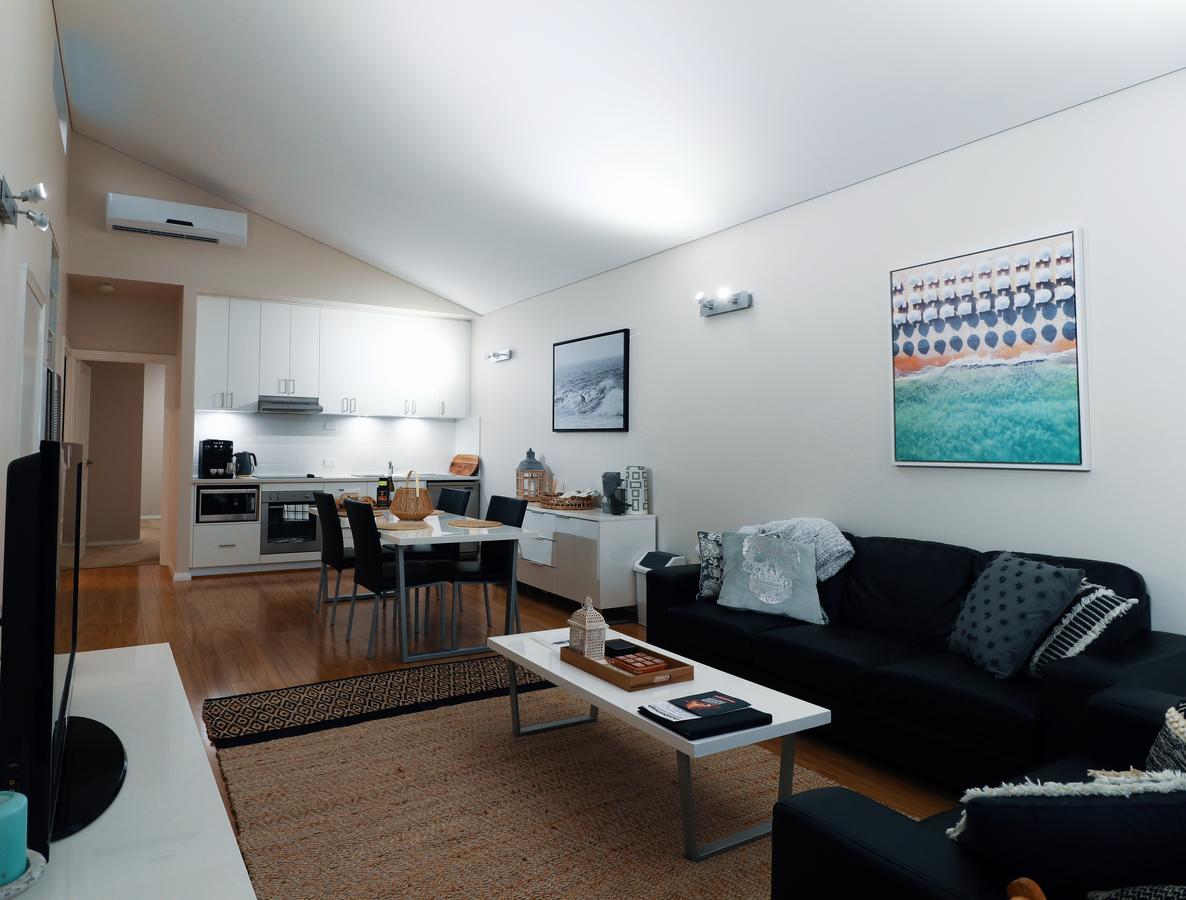 Dunsborough WA Hotel QLD