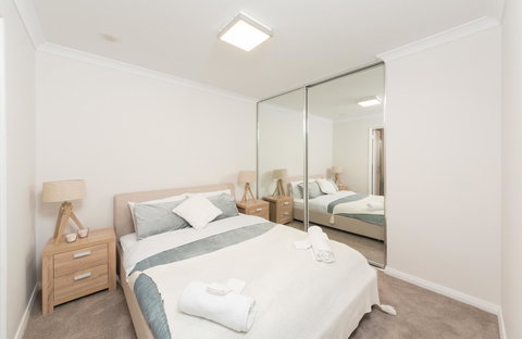 Yaran Suites - Hotel QLD 44