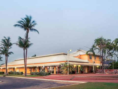 The Continental Hotel - Hotel QLD 4
