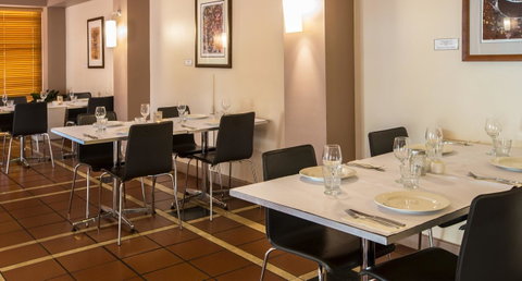 The Continental Hotel - Hotel QLD 10
