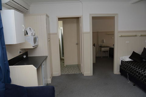 Ben Chifley Motor Inn - Hotel QLD 21
