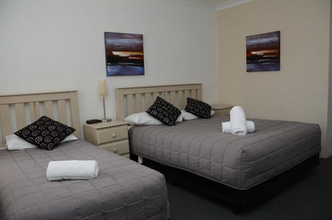 Ben Chifley Motor Inn - Hotel QLD 13