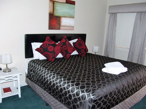 Ben Chifley Motor Inn - Hotel QLD 25