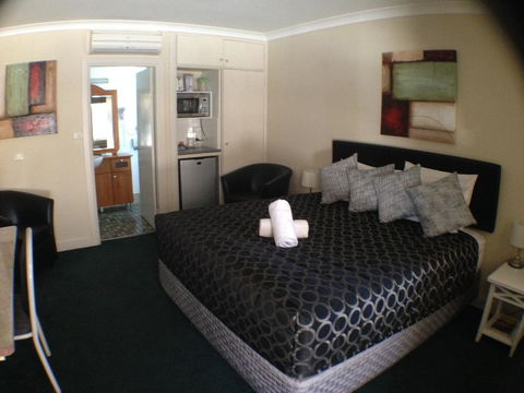 Ben Chifley Motor Inn - Hotel QLD 22