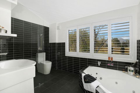 Romanz In The Valley (Luxury B&B) - Hotel QLD 13