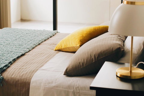 Modern & Cosy 2-Bedroom Apartment Hornsby - Hotel QLD 4
