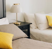 Modern  Cosy 2-Bedroom Apartment Hornsby