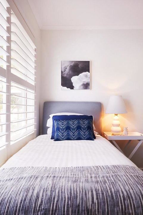 Bright And Spacious Family Home With Leafy Deck - Hotel QLD 26