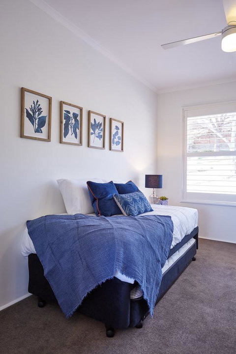 Bright And Spacious Family Home With Leafy Deck - Hotel QLD 30