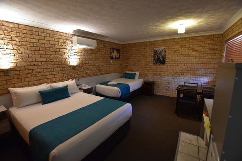 Best Western Kennedy Drive Airport Motel - Hotel QLD 15