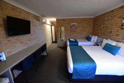 Best Western Kennedy Drive Airport Motel - Hotel QLD 25